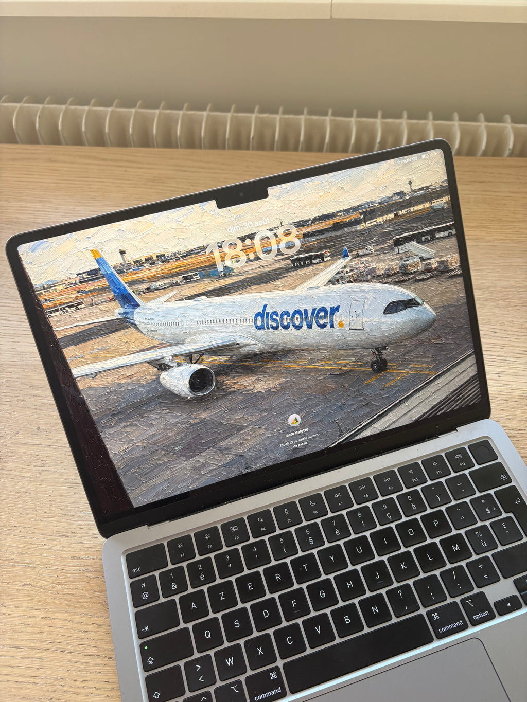 DISCOVER Airlines