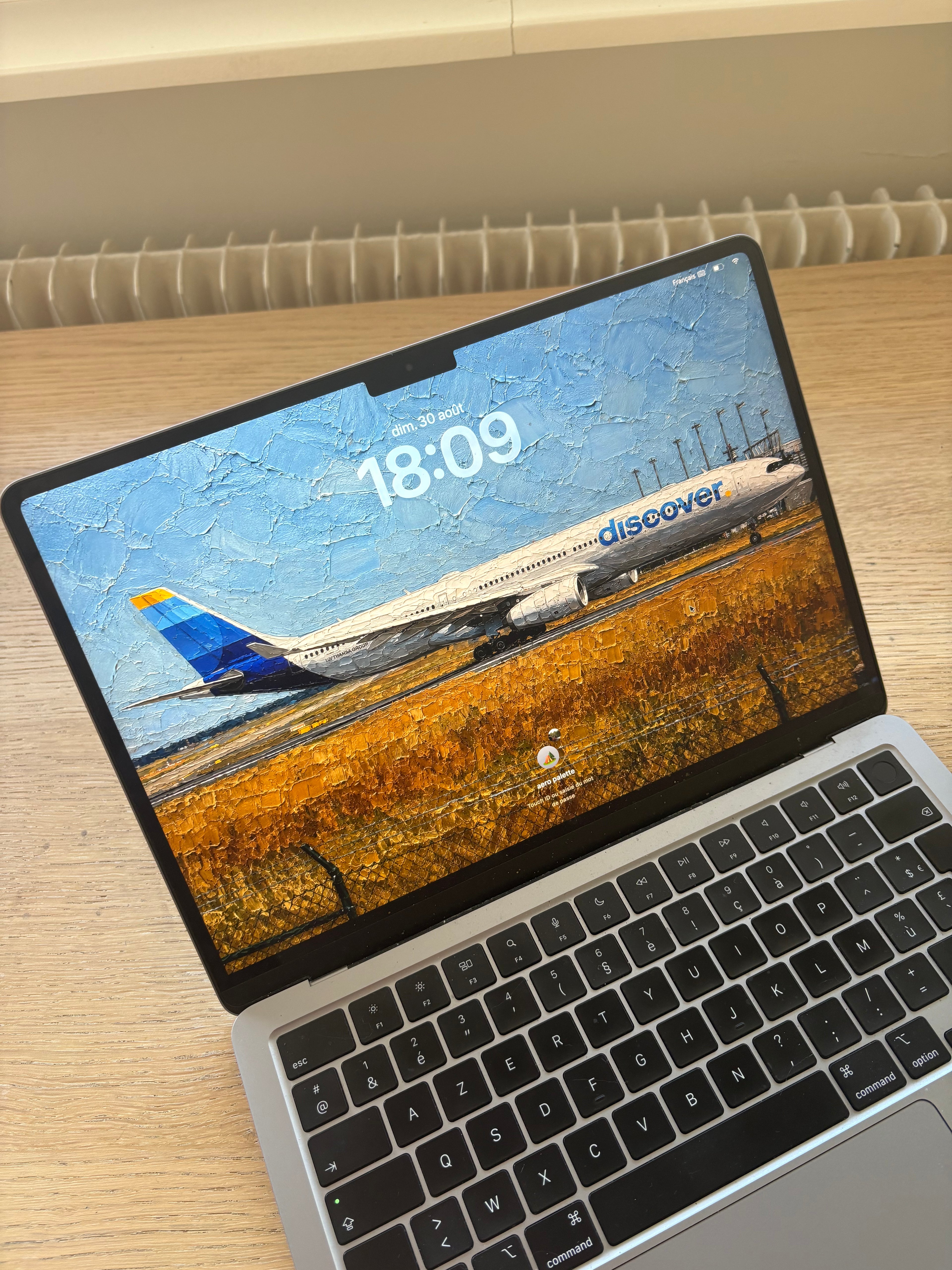 DISCOVER Airlines