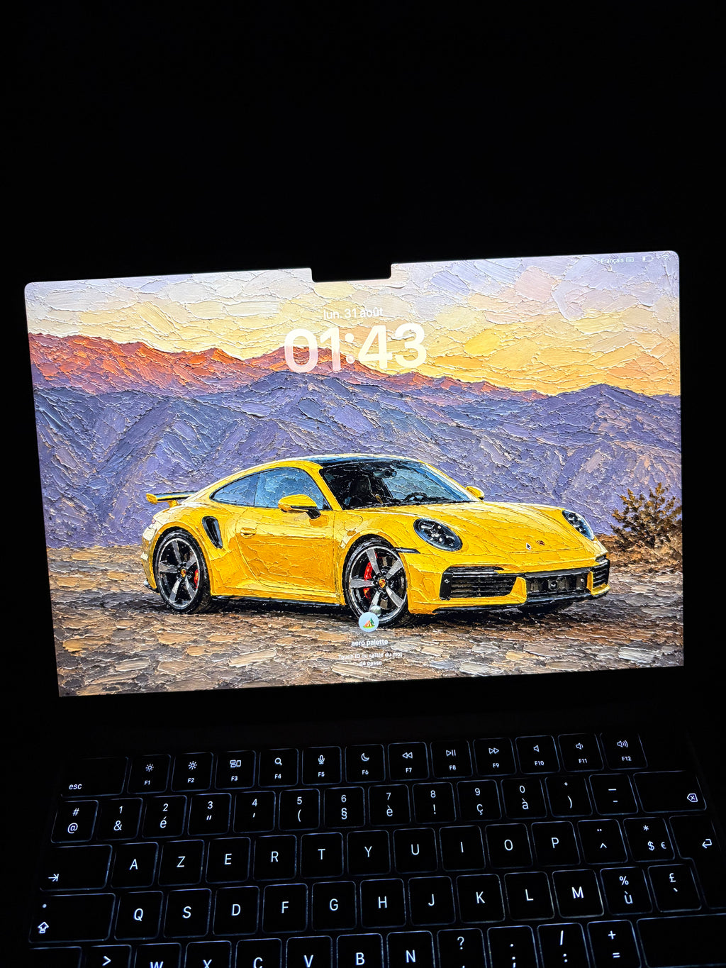 PORSCHE 911